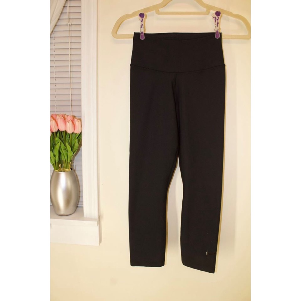 NWOT Nike Dry fit running tights! XS